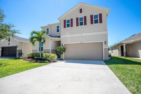 5520 NW Pine Trail Cir, Port Saint Lucie, FL 34983