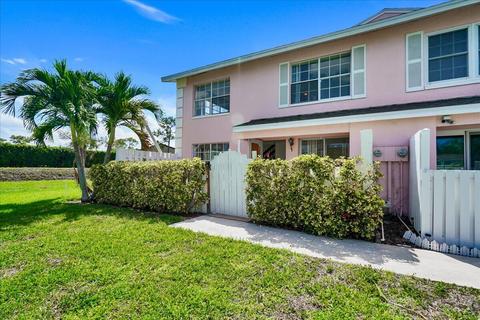 218 Foxtail Dr #I, Greenacres, FL 33415