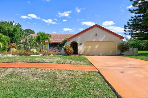 2491 SE Morningside Blvd, Port Saint Lucie, FL 34952