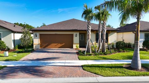 4662 Indigo Way, Vero Beach, FL 32967