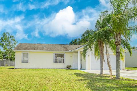 2143 SE Holland St, Port Saint Lucie, FL 34952
