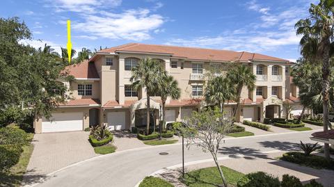 4714 E Artesa Way, Palm Beach Gardens, FL 33418
