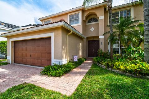 9320 Fox Trot Ln, Boca Raton, FL 33496