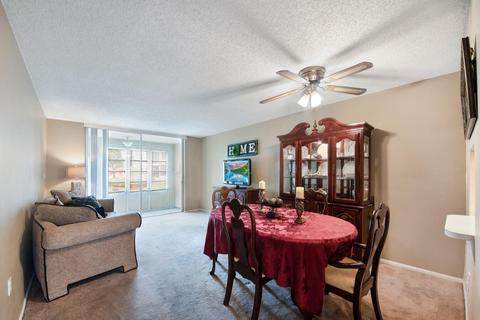 2871 Sunrise Lakes Dr E #105, Sunrise, FL 33322