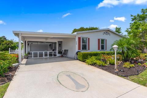 8155 13th Hole Dr, Port Saint Lucie, FL 34952