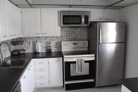 2601 NE 3rd Ct #211, Boynton Beach, FL 33435