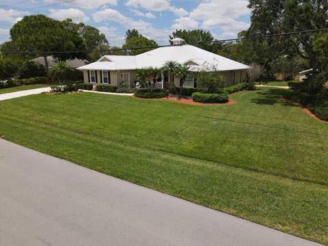 5261 NW Milner Dr, Port Saint Lucie, FL 34983