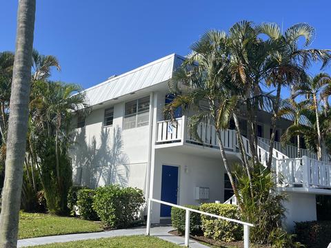 2929 SE Ocean Blvd #N-8, Stuart, FL 34996
