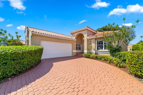 8071 Nadmar Ave, Boca Raton, FL 33434