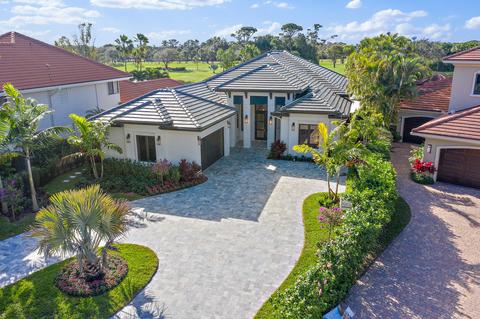 3590 Loire Ln, Palm Beach Gardens, FL 33410