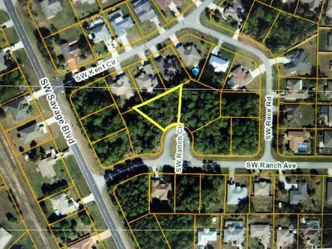 2102 SW Ranch Cir, Port Saint Lucie, FL 34953