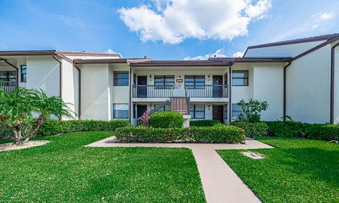 7641 Tahiti Ln #203, Lake Worth, FL 33467