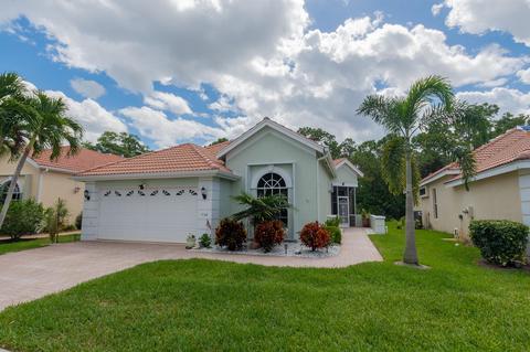 754 SW Munjack Cir, Port Saint Lucie, FL 34986