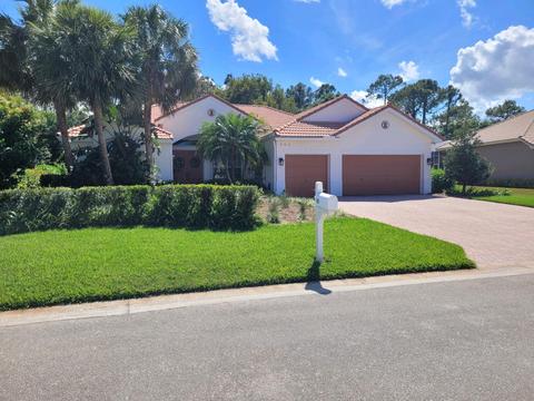 900 SW Bromelia Ter, Stuart, FL 34997 photo 1