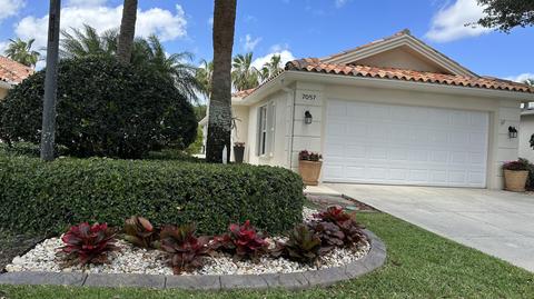 7057 Grassy Bay Dr, West Palm Beach, FL 33411