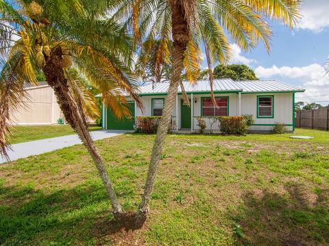 224 SE Twig Ave, Port Saint Lucie, FL 34983