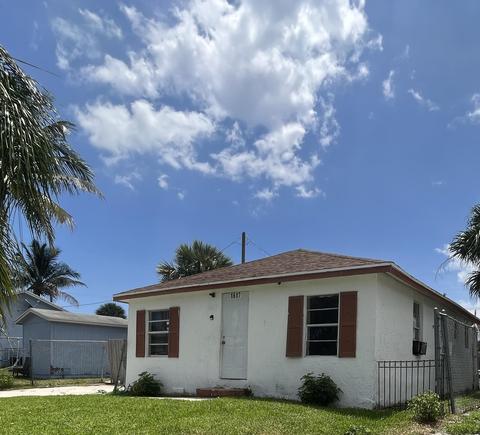 1617 W 34th St, Riviera Beach, FL 33404