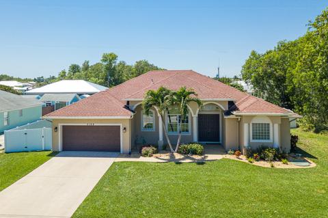 5168 NW Primm St, Port Saint Lucie, FL 34983