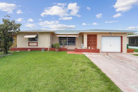 4405 NW 44th Ter, Tamarac, FL 33319