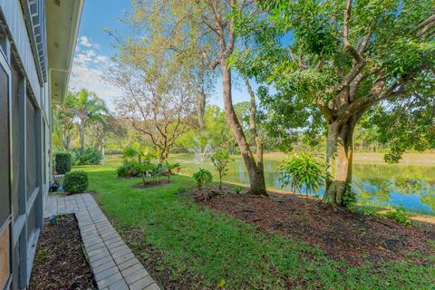 8291 SE Croft Cir #4, Hobe Sound, FL 33455