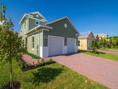 2015 Bridgepointe Cir #107, Vero Beach, FL 32967