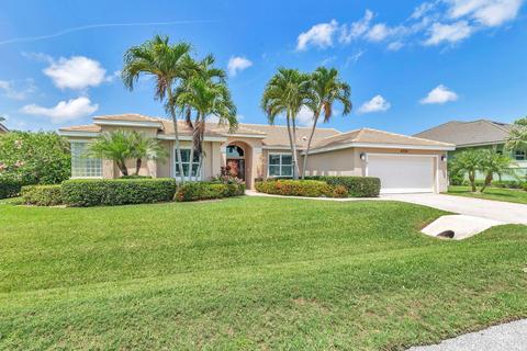 8774 SE Riverfront Ter, Tequesta, FL 33469