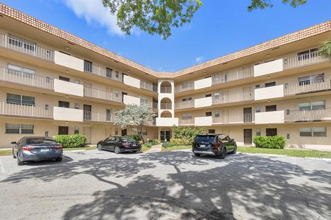 6361 N Falls Cir Dr #305, Lauderhill, FL 33319