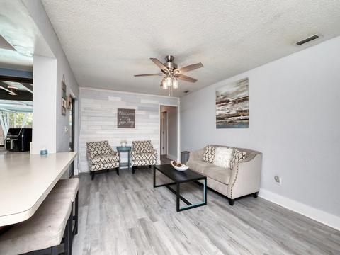 8986 NW 20th Mnr, Coral Springs, FL 33071