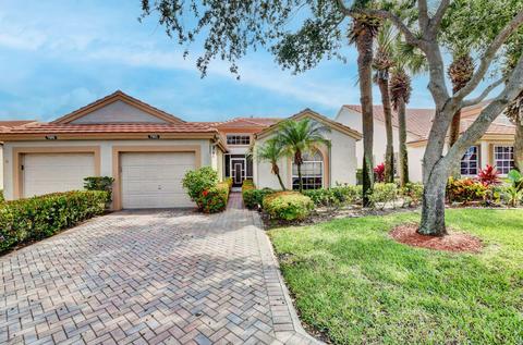 7883 Lake Sands Dr, Delray Beach, FL 33446