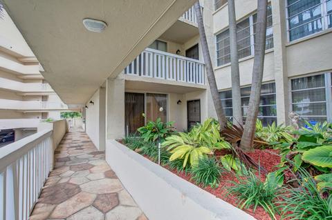 7041 Environ Blvd #127, Lauderhill, FL 33319