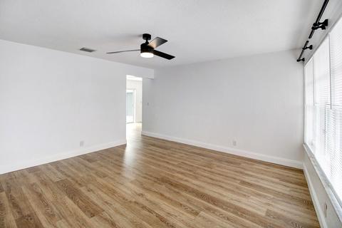 3921 NE 4th Ave, Pompano Beach, FL 33064