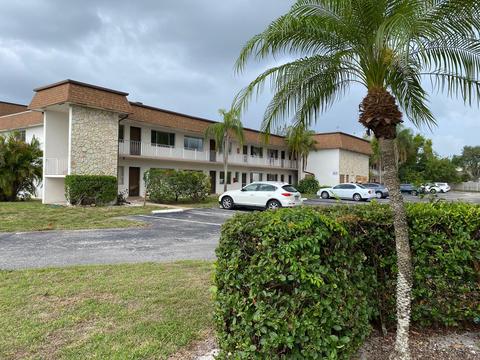 2878 Donnelly Dr #204, Lake Worth, FL 33462