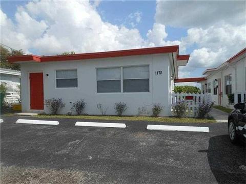 1172 W 34th St, Riviera Beach, FL 33404