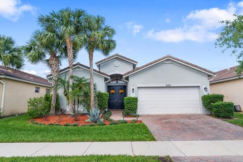 9761 SW Glenbrook Dr, Port Saint Lucie, FL 34987