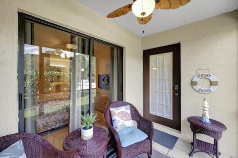 2452 SE Garden Ter, Port Saint Lucie, FL 34952
