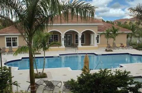 6426 Emerald Dunes Dr #207, West Palm Beach, FL 33411