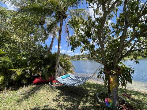 3835 SW 169th Ter, Miramar, FL 33027
