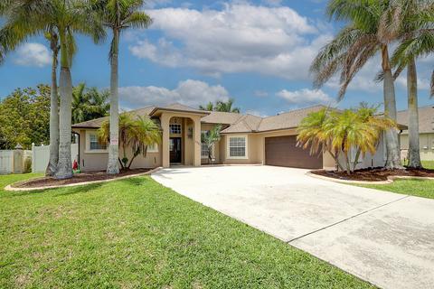 5828 NW Dana Cir, Port Saint Lucie, FL 34986