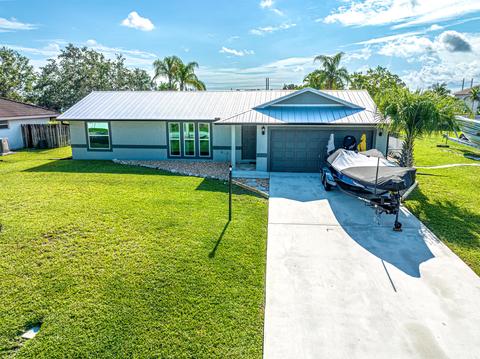2367 SW Kent Cir, Port Saint Lucie, FL 34953