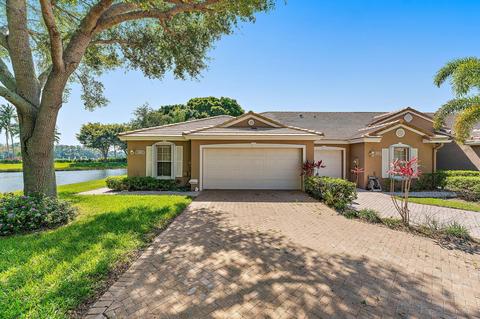 2165 Chickcharnies, West Palm Beach, FL 33411