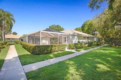 1303 Silverleaf Oak Ct, Palm Beach Gardens, FL 33410