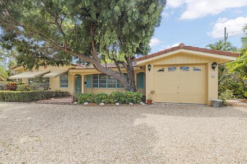 1 SW 8th Ter, Boca Raton, FL 33486