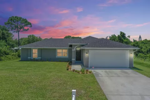 5217 E Palm Dr, Fort Pierce, FL 34982