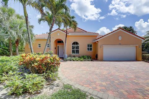 145 Magnolia Way, Tequesta, FL 33469