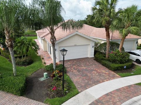 8290 Eleuthera Ln, Wellington, FL 33414