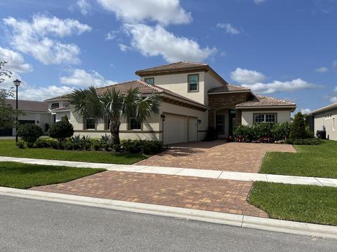 9056 SW Pepoli Way, Port Saint Lucie, FL 34987