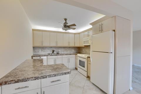 3045 Newcastle C, Boca Raton, FL 33434