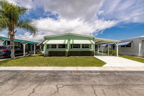 4800 SE Federal Hwy #137, Stuart, FL 34997