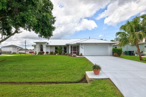 1097 SW Mataro Ave, Port Saint Lucie, FL 34953