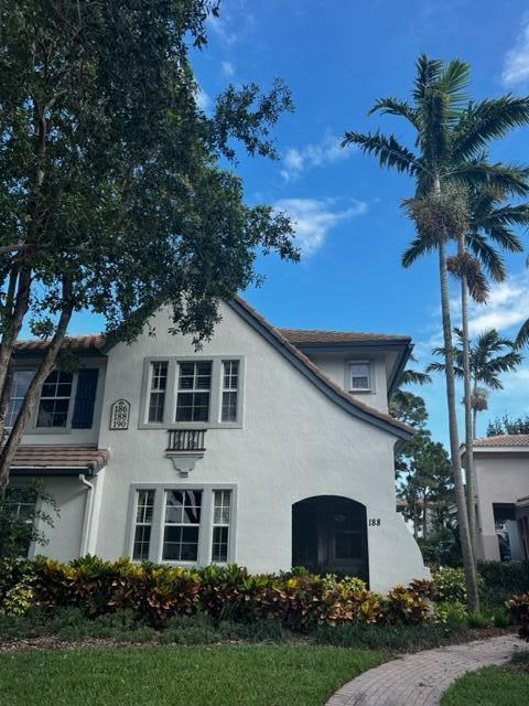 188 Evergrene Pkwy #15-B, Palm Beach Gardens, FL 33410
